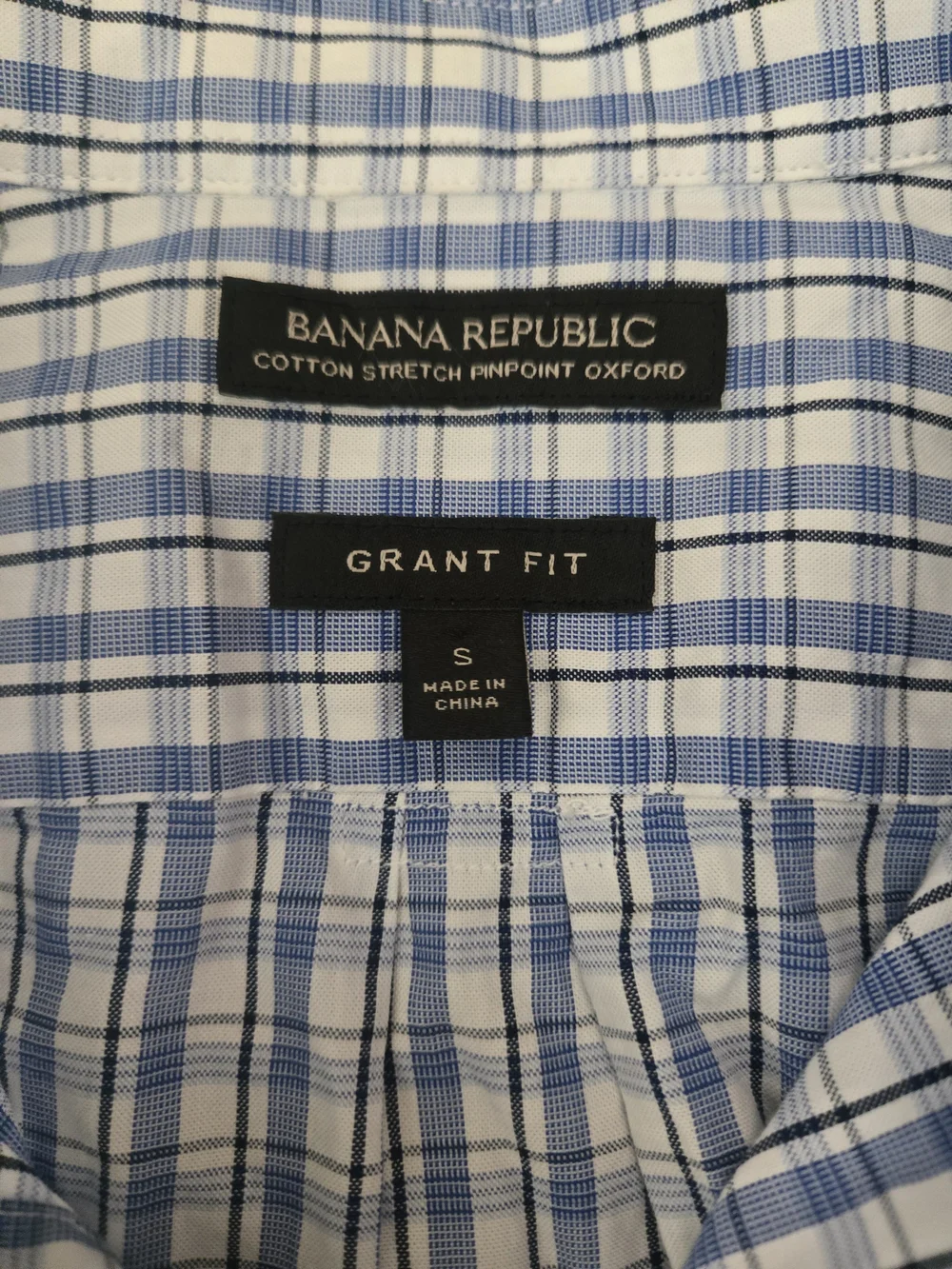 Banana Republic Light Blue & White Plaid Button-Up Shirt